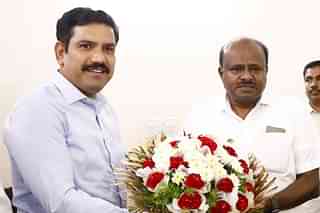BJP Karnataka chief B Y Vijayendra with former CM H D Kumaraswamy.