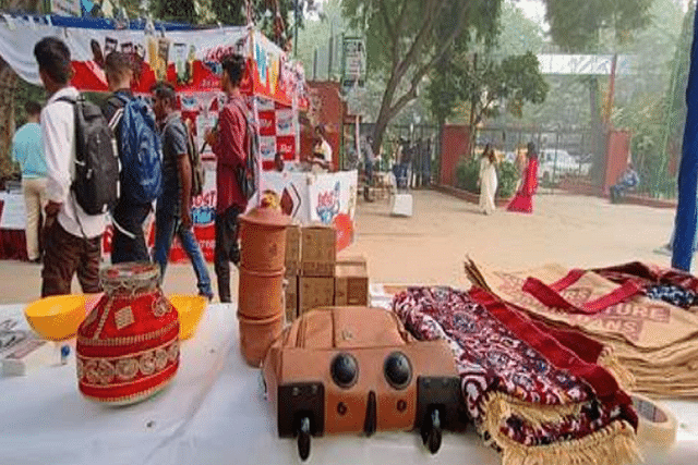 Stalls made of eco-friendly products set up at the two-day zero waste festival in Delhi. (PIB)