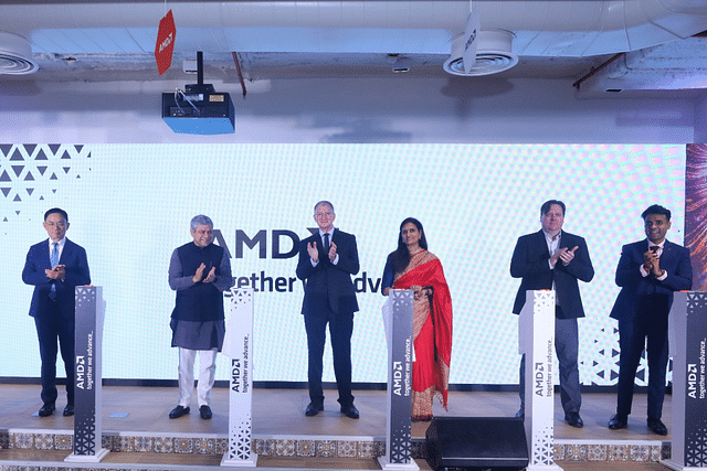 Minister Ashwini Vaishnaw along with the top AMD leadership.