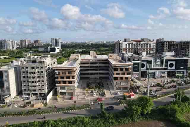 A view of Surat (Photo by Parth Savani on Unsplash)