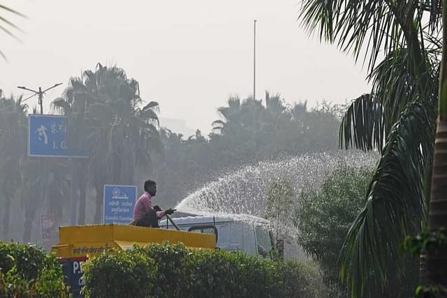 The overall air quality in Delhi stood at 407, as reported by the government's air-quality monitoring agency SAFAR