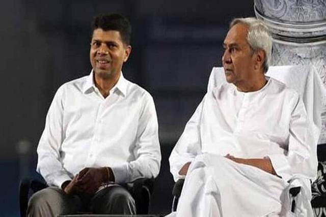 VK Pandian (Left) with Odisha CM Naveen Patnaik (Right)