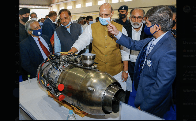 Defence minister Rajnath Singh inspecting STFE engine. (Image via X @NewsIADN)