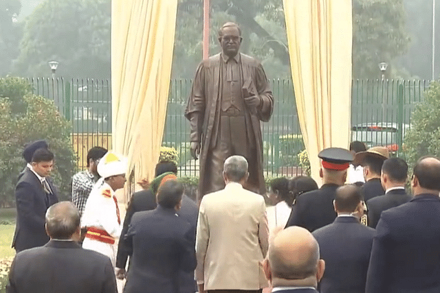 On Constitution Day, President Droupadi Murmu Unveils Dr B R Ambedkar ...