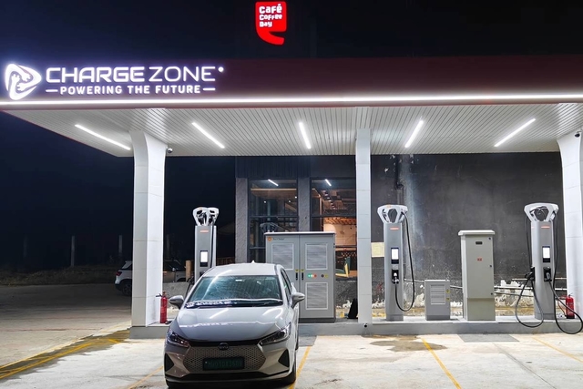 ChargeZone is creating a network of SuperCharging stations starting with Mumbai and the Café Coffee Day in Vellore