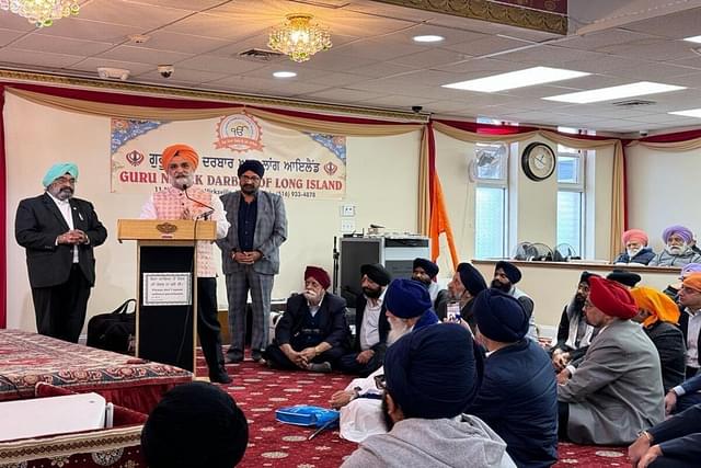Indian ambassador Taranjit Singh Sandhu at Guru Nanak Darbar of Long Island in New York.