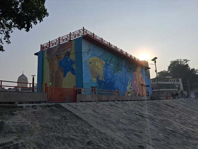 A recent artwork at the Saryu Ghat. 