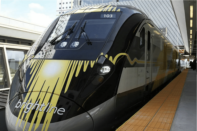 A train during its inaugural trip between Miami and West Palm Beach, Fla., in 2018. (Getty Images)