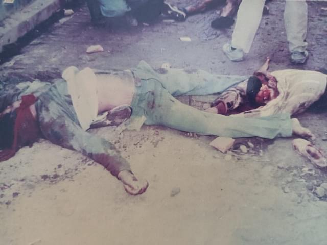 Body of Sharad Kothari (right in the picture) and another Karsevak on 2 November, 1990, as clicked by Tripathi