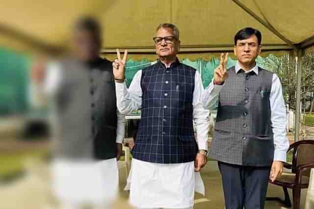 Om Prakash Mathur (in Middle) with Union Health Minister Mansukh Mandaviya (right)