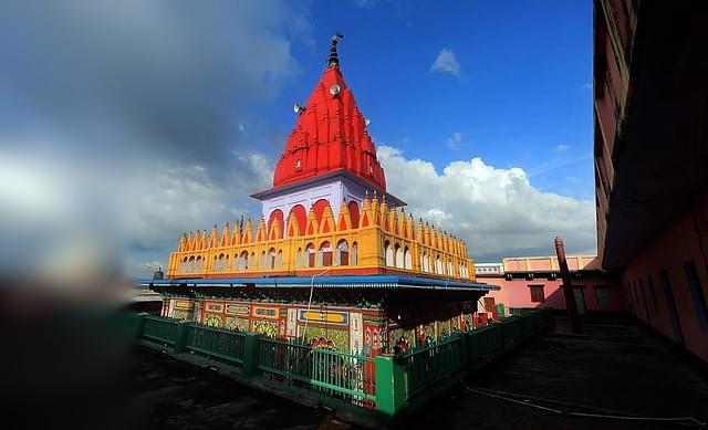 The shikhara of the Hanuman Garhi temple (Wikimedia Commons)