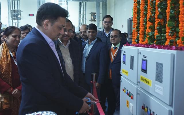 NCRTC MD inaugurating the installation of power plants at RRTS station