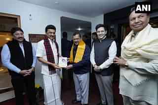 AAP convenor and Delhi CM Arvind Kejriwal meets Tamil Nadu Chief Minister Stalin at Tamil Nadu Bhavan.