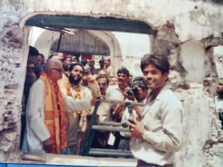 Tripathi (right) during a visit by LK Advani to Ram Janmabhoomi site.