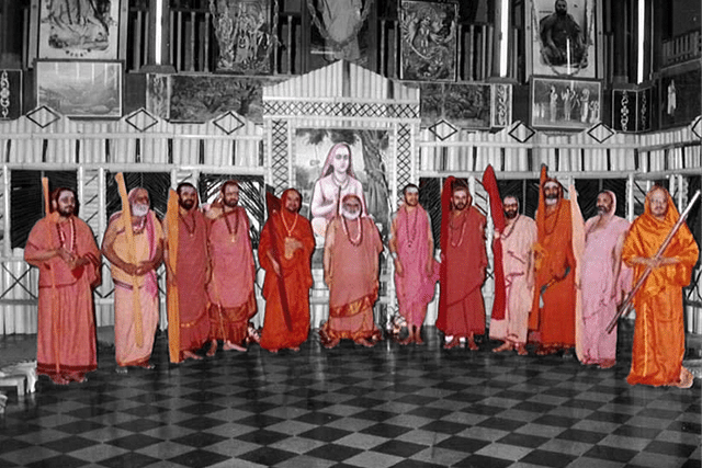 Various Shankaracharyas at a conference (Wikimedia Commons)
