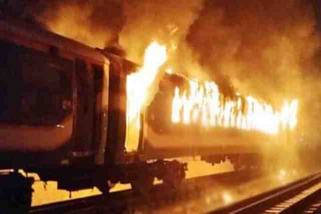 Benapole Express that was set ablaze. (Source: X)