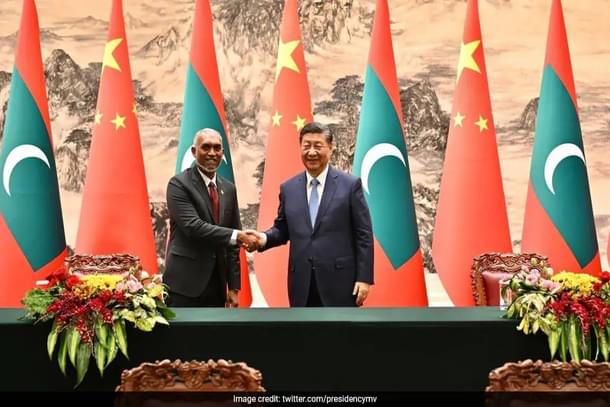 Chinese President Xi Jinping and Maldivian counterpart Mohamed Muizzu