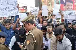 Students Protesting In Lucknow. Source: NBT 
