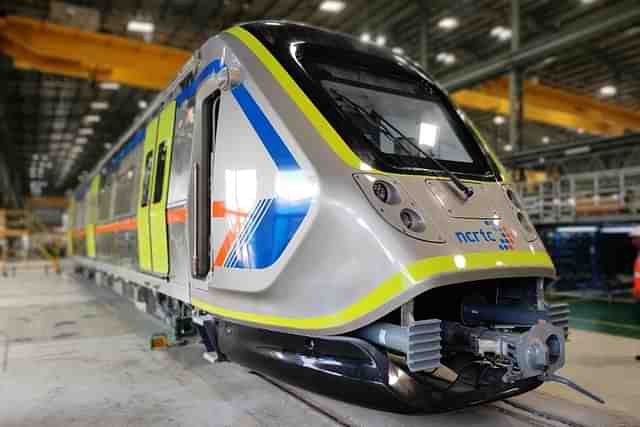 Meerut Metro trainset