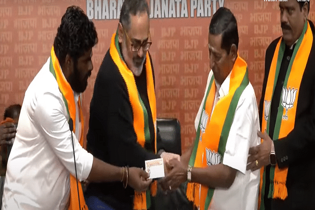 Tamil Nadu BJP State President With  Mos Rajeec Chandrashekar during the joining ceremony.