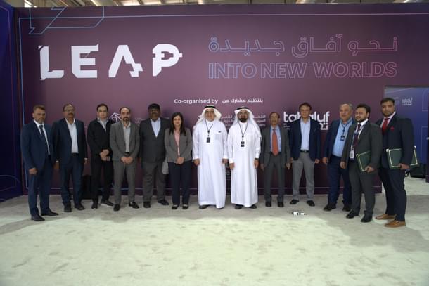 Signing of contract agreement between ACES India and MMRC for providing Mobile Infrastructure Services for Metro Line3