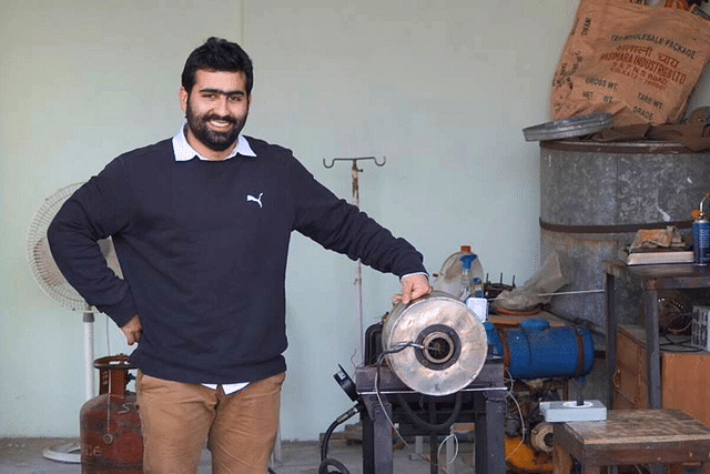Prateek Dhawan with his micro gas turbine engine, in 2015.