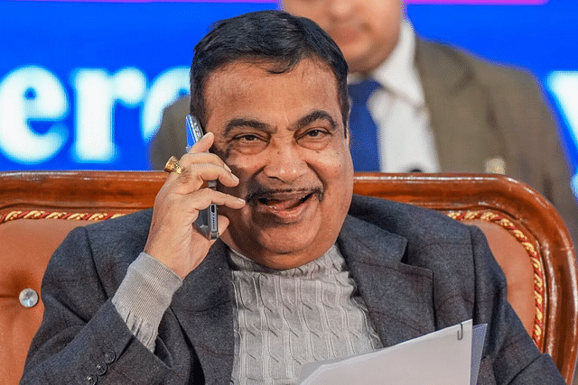 Gadkari Calls Out Congress for Defamation