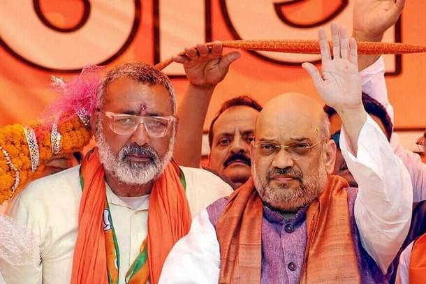 Amit Shah being garlanded in Begusarai.