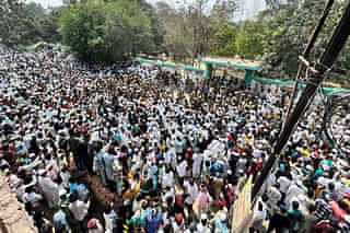 Crowd during the funeral of the gangster-turned-politician Mukhtar Ansari.
