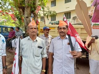 Appu Kuttan (L) and Anil Kumar (R) of the BDJS at the roadshow (Rajesh/Swarajya)