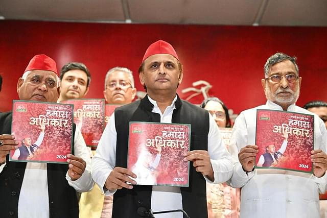 Akhilesh Yadav releasing the vision document of Samajwadi Party for the Lok Sabha elections. Source: X