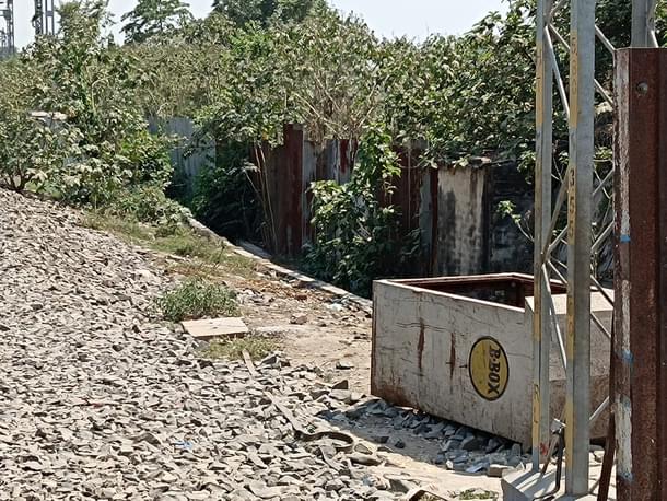 Hotspot for drugs trade and consumption.