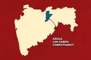 A cartographic outline of Maharashtra with the Akola Lok Sabha Constituency highlighted in teal shade.