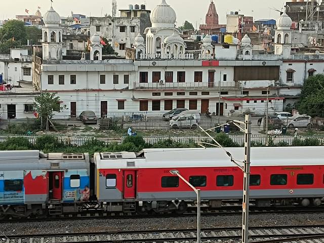 Train passing through Kishanganj. (Image credit: Abhishek Kumar)