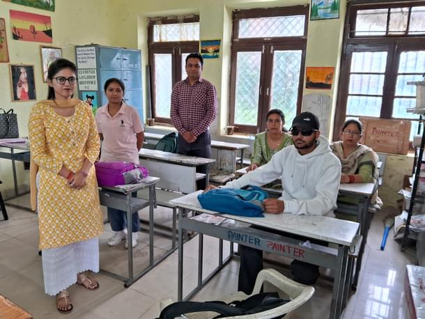 Sheetal Sharma (Trainer), Garu Ram (standing) and other beneficiaries who together plan to open local toy production in Jammu. (AnkitSaxena/Swarajya)