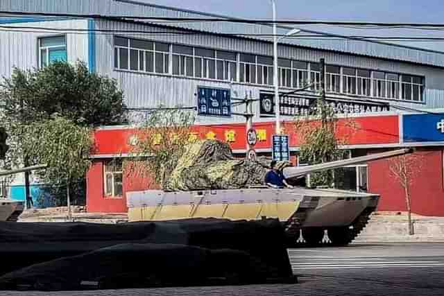 Leaked images of the new Chinese tank. (SCMP)