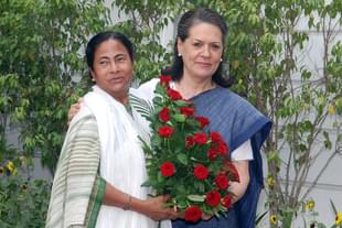 Mamata Banerjee (left) and Sonia Gandhi. (Naveen Jora/India Today Group/GettyImages) 