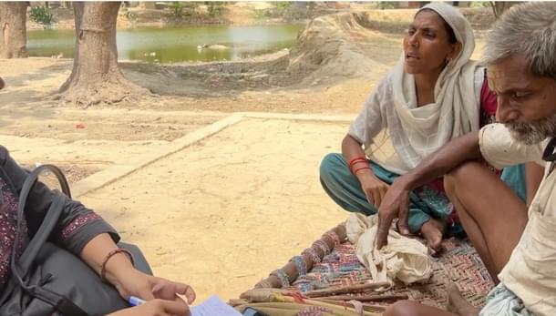 Anjum Begum and her husband, neighbours of Shiv Prasad and Kavita