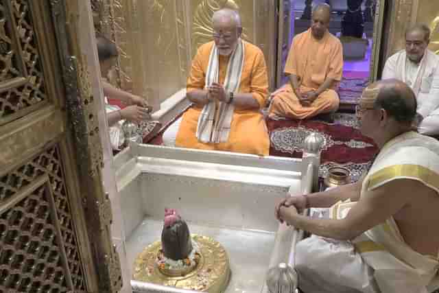 PM Modi at Kashi Vishwanath Temple