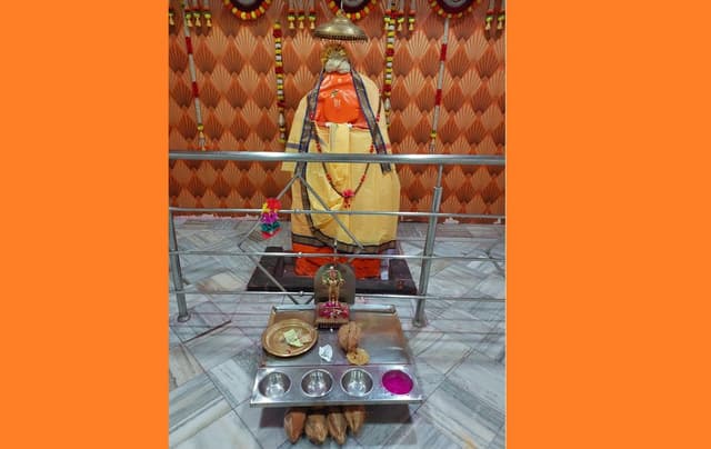 A relief of Lord Hanuman engraved on a rock in the Shri Kanheri Temple Complex. Adhering to a tradition started by Sharad Pawar, politically active members of the Pawar family offer a coconut here before filing nominations for elections.