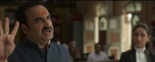 Pankaj Tripathi  and Yami Gautam.