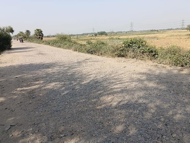 Road laden with blasters en route to Simri Bakhtiyarpur