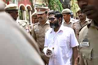 YouTuber Savukku Shankar in police custody (X)