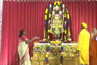 President Droupadi Murmu performs Aarti at Ram Mandir