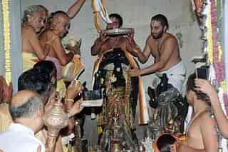 Pujaris perform the Sahasrakalashabhishekam at the Sri Rama Temple in Chickpete, Bengaluru. 

(Special arrangement)