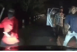 Armed gang attacking a car on a highway connecting Coimbatore with Kerala