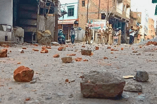 Bricks and stones hurled by Muslim mobs at Hindus and cops on a road in Balasore