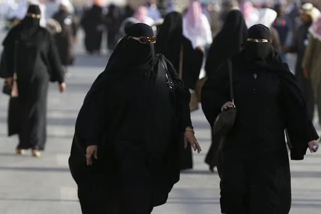 Now, Muslim Women Petition High Court To Allow Full-Body Veil Inside Classrooms