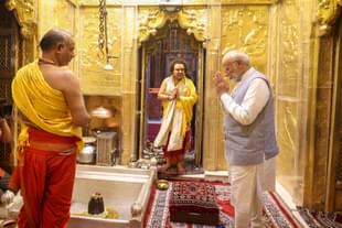 PM Modi at Kashi Vishwanath Temple