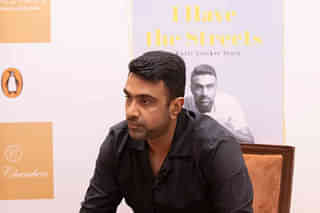 Star spinner R Ashwin at the book launch event (Photo: Penguin India/X)
